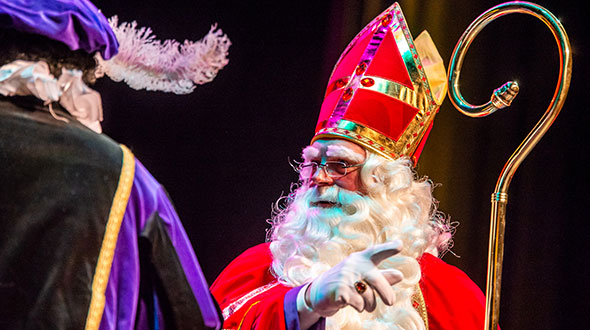 Sinterklaasvoorstelling ‘Het Magische Cadeau’ in Theater ‘t Voorhuys